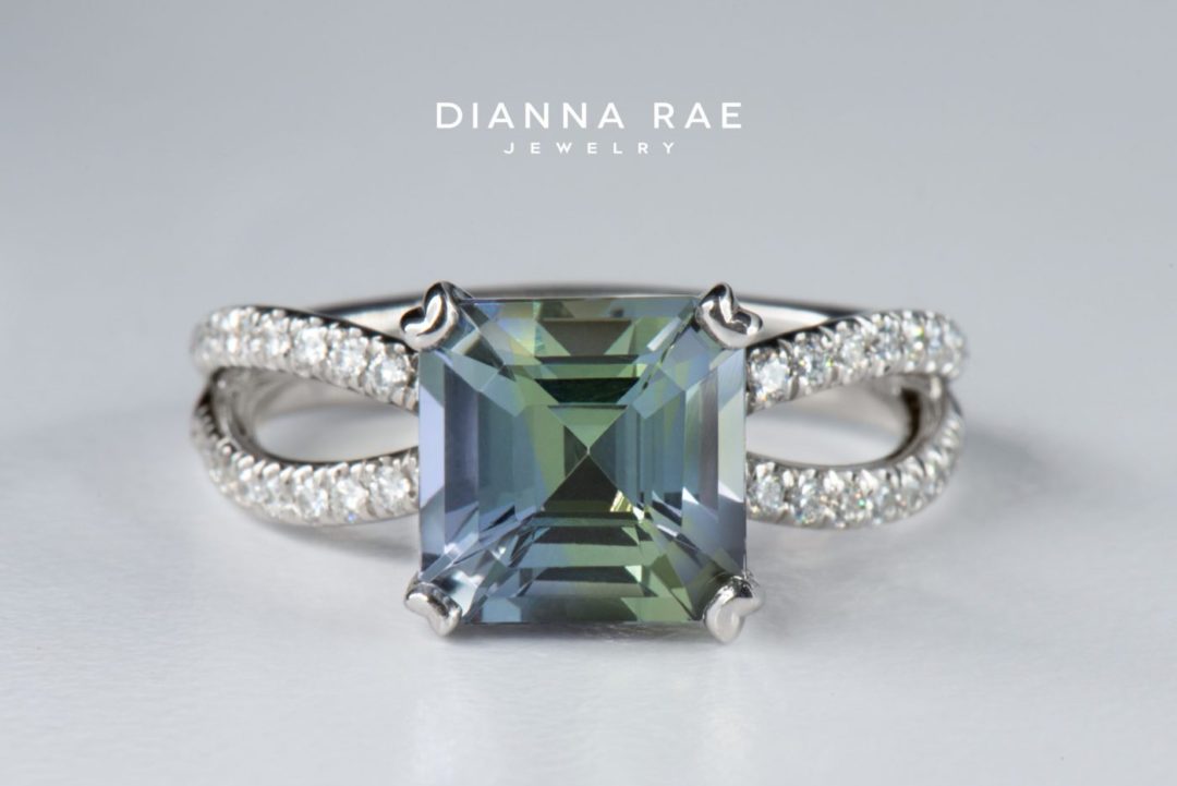 001-100-00197_DRJ3053_White-Gold-Emerald-Cut-Zoisite-with-Diamond-Split-Shank-Ring_02-1