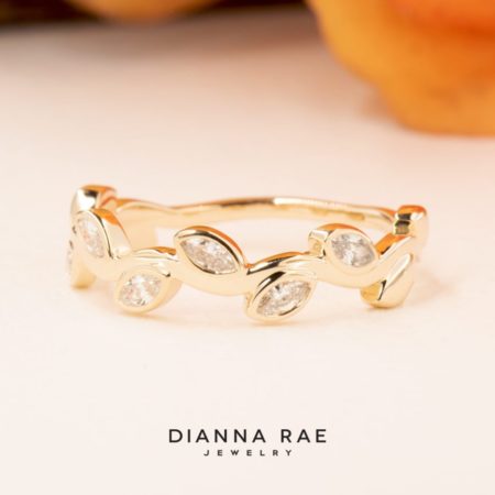 001-17103-001_YG-Vine-Marquise-Band_02-scaled-1