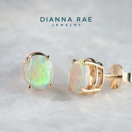001-210-00196_DRJ1826_Yellow-Gold-Oval-Australian-Opal-Basket-Set-Stud-Earrings_02