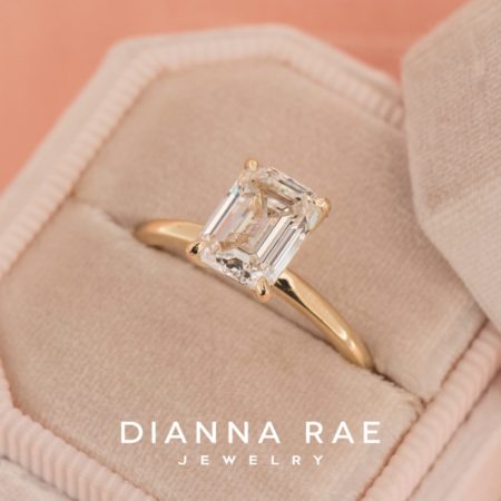 001-22693-001_Emerald-Cut-Solitaire_02-1-1-scaled