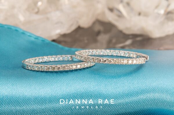 Dianna Rae Original Engagement Rings, Let your love BLOSSOM with a Dianna  Rae Original engagement ring! 🌷 Floral-inspired 🌷 Vintage-style 🌷  Custom-designed The Dianna Rae Custom Design