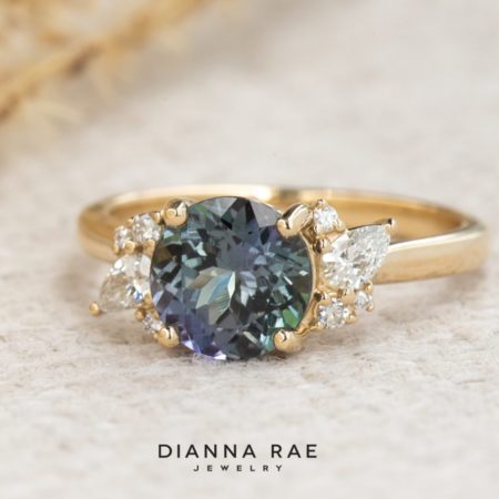 200-00382_STU124636_Round-Tanzanite-Cluster-Asymmetical-Ring_01-scaled-1