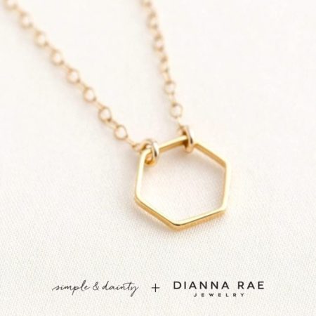 820-00012_Simple-And-Dainty-Hexagon-Necklace_01-1-scaled