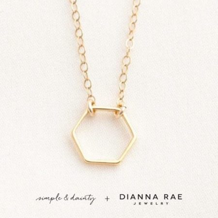 820-00012_Simple-And-Dainty-Hexagon-Necklace_02-1-scaled