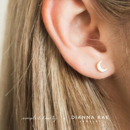 825-00002_SD-Crescent-Moon-Studs_02-scaled