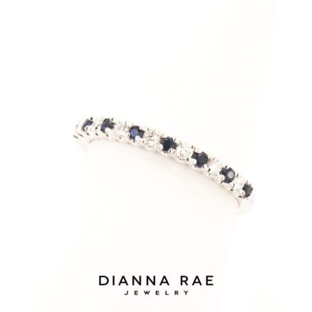 OST-OA13A68SA_220-00001_White-Gold-Diamond-Sapphire-Band_02