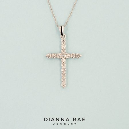 OST-OP09A21-25_160-00074_WG-Diamond-Cross-Pendant_01-1-1-scaled