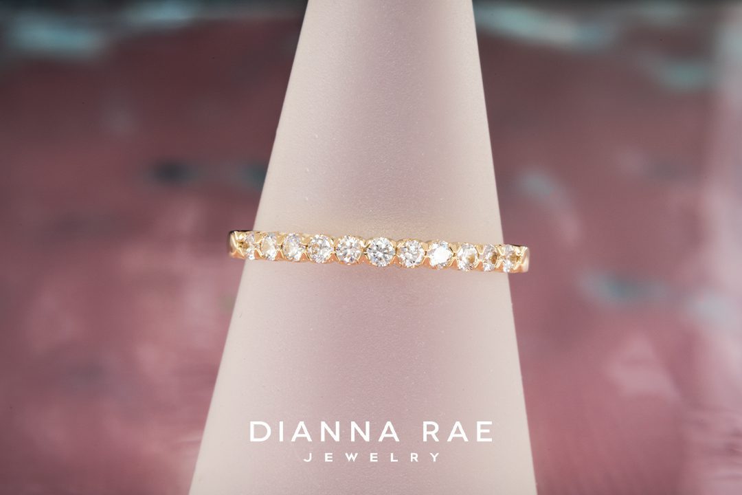 VEN-B302YB_110-00339_YG_Diamond_Band_WEB-1