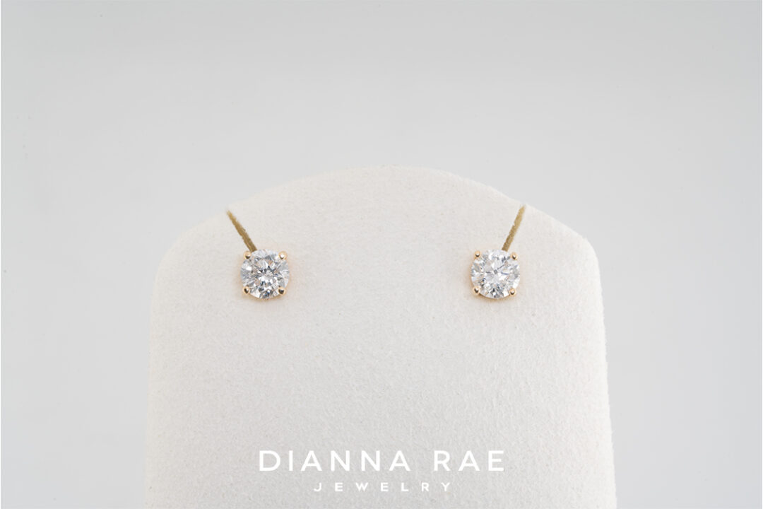 Yellow Gold 1.02Ct Natural Diamond Studs