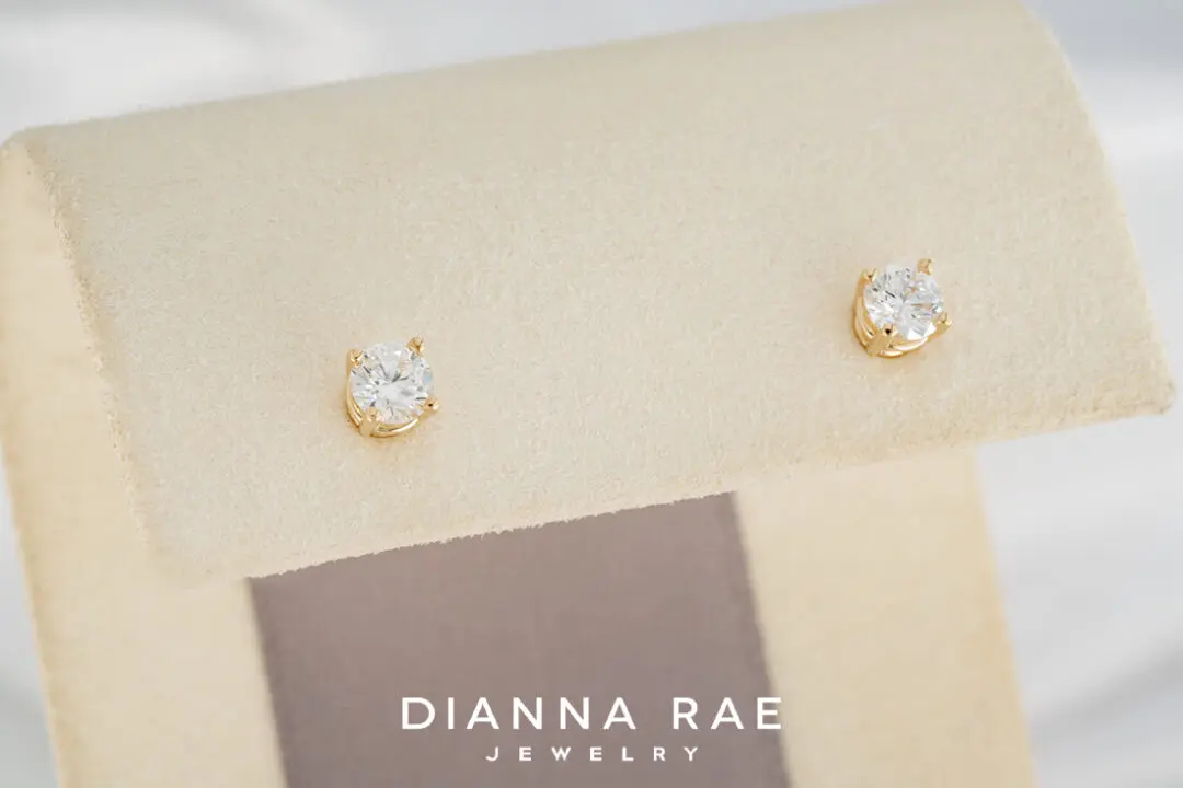 0.49 carat total weight Yellow gold Diamond Studs - Diamonds in Space in Space Yellow Gold Studs