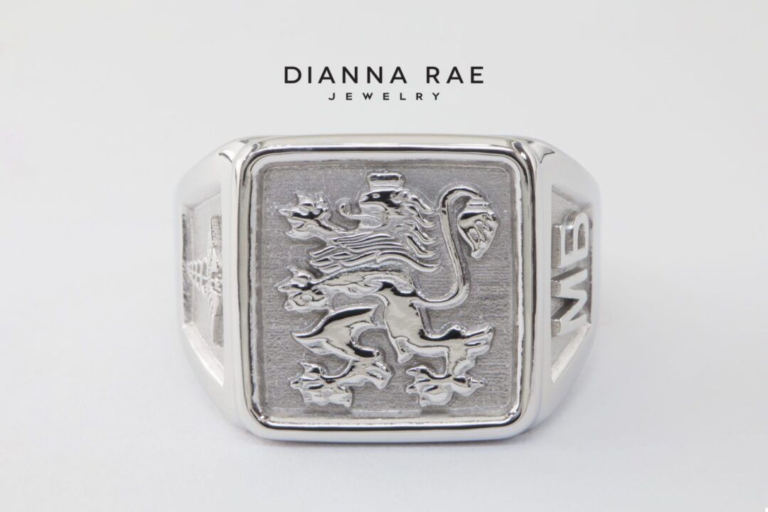 Bulgarian Lion Crest Ring - Image 3
