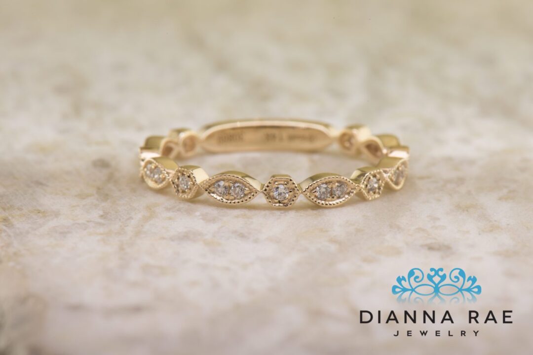 Yellow Gold Milgrain Geometric Diamond Wedding Band
