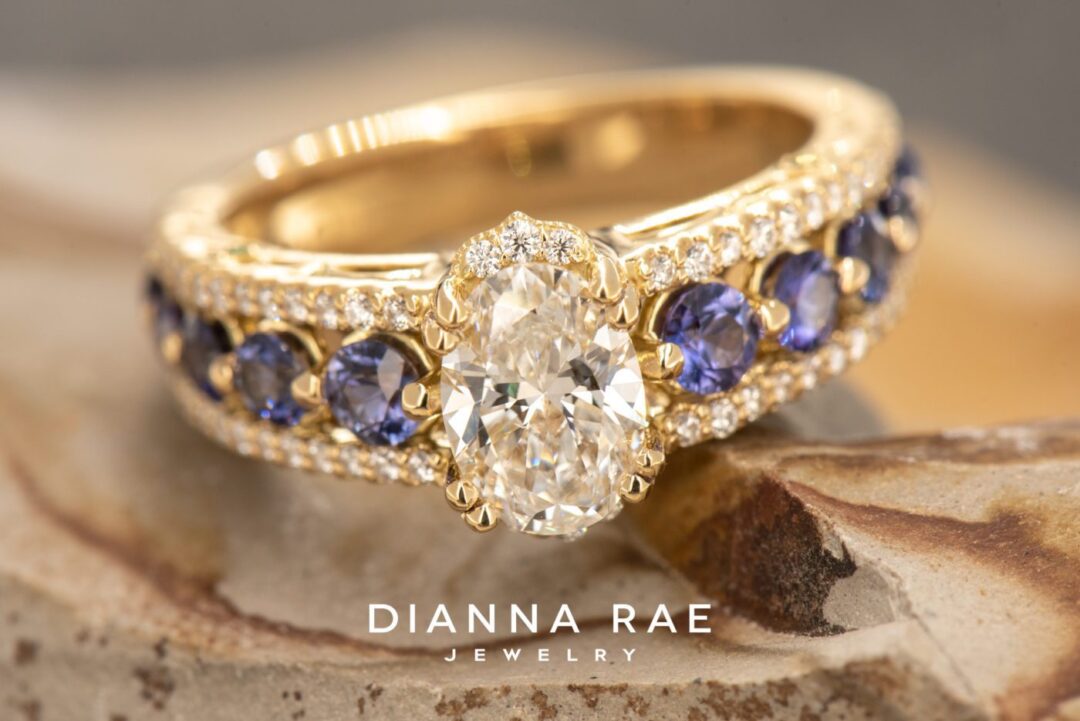 18k Yellow Gold Diamond, Tsavorite Garnet, and Purple Sapphire Ring - Image 4