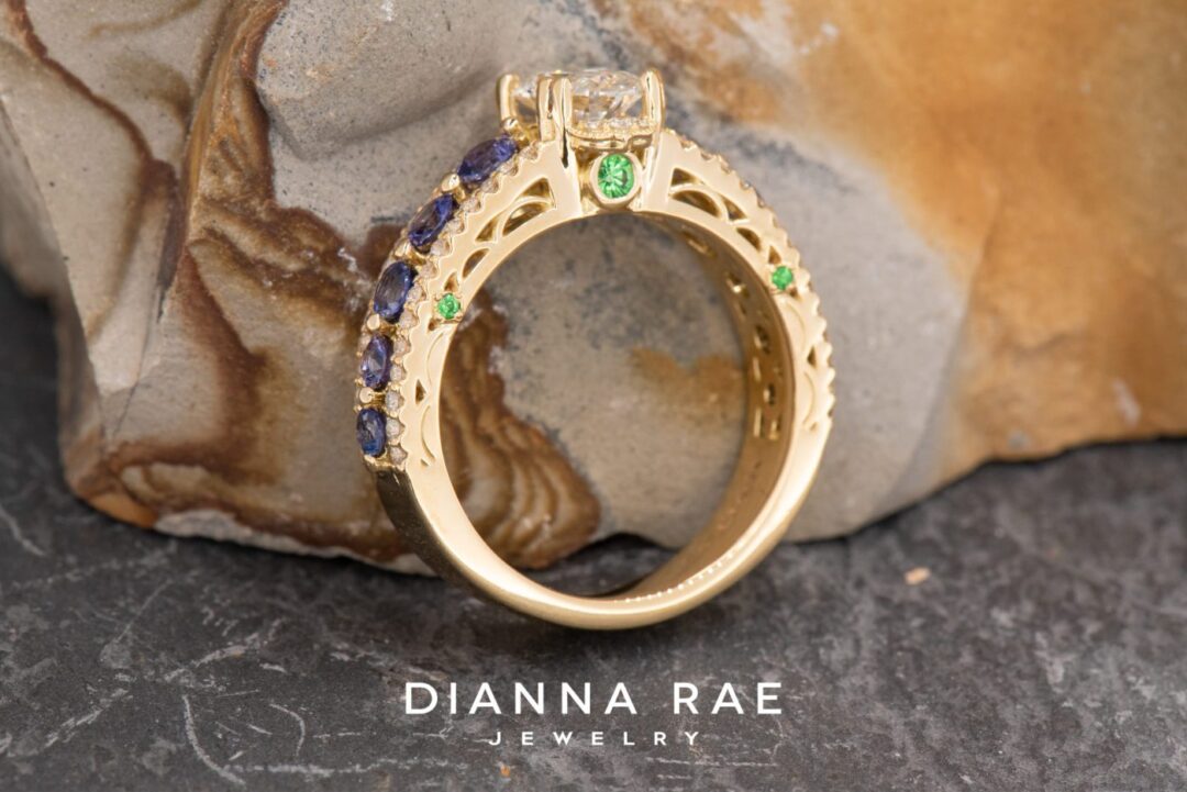 18k Yellow Gold Diamond, Tsavorite Garnet, and Purple Sapphire Ring - Image 5