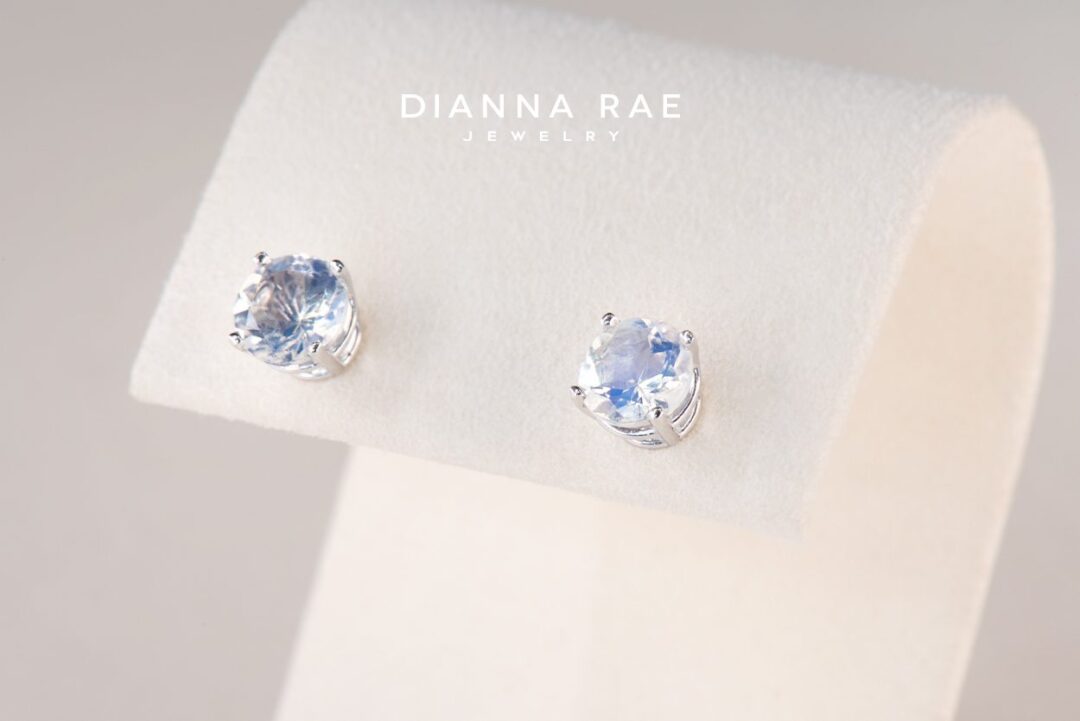 White Gold Round Moonstone Stud Earrings (6.0mm)