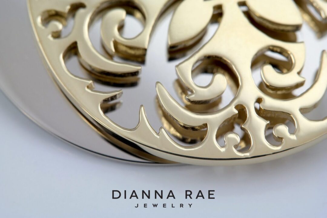 Yummy Mummy Disc Pendant