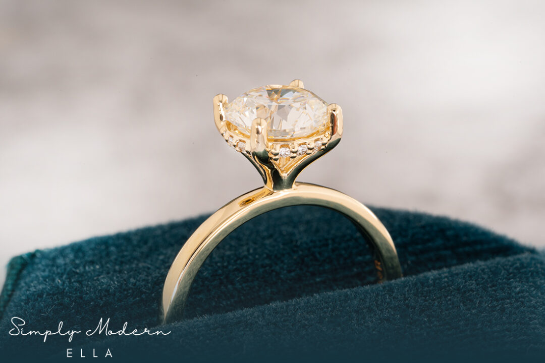 "Ella" Round Engagement Ring - Image 2
