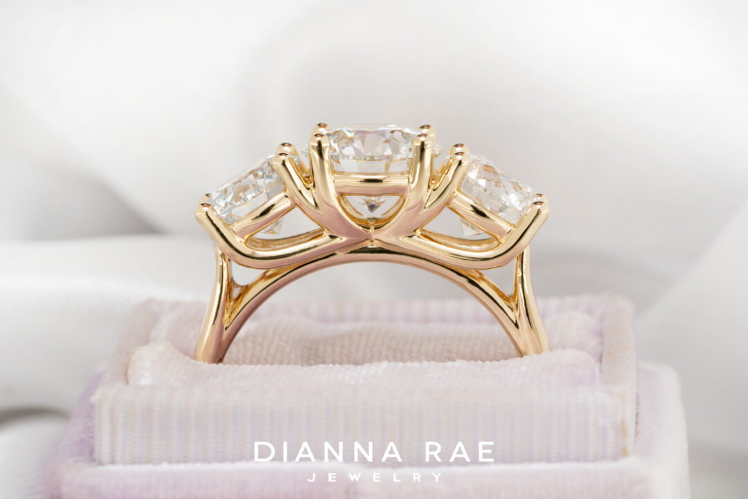 3-Stone Diamond Ring - Image 2