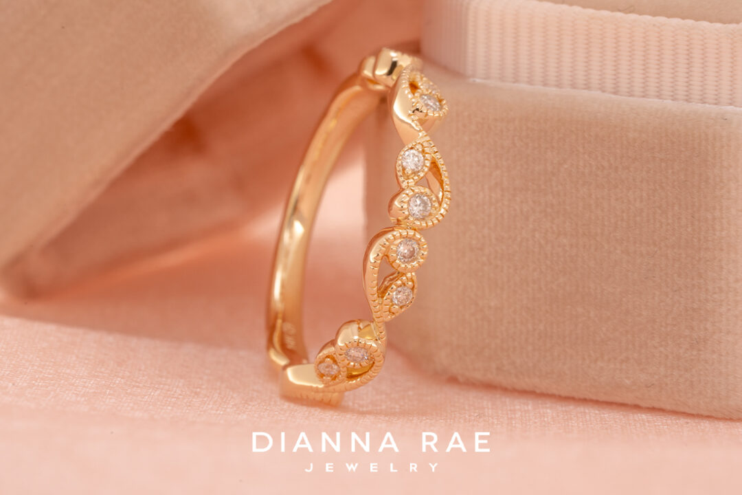 14K Yellow Gold Diamond Band with Filigree Accents - Image 6