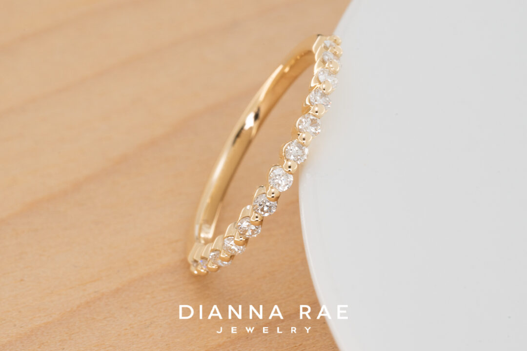 Lady's 14K Yellow Gold Diamond Wedding Band - Image 3