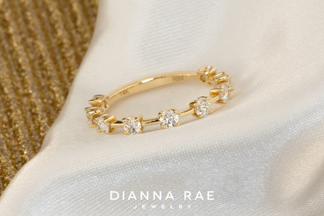 Lady's Diamond Wedding Band - Image 3