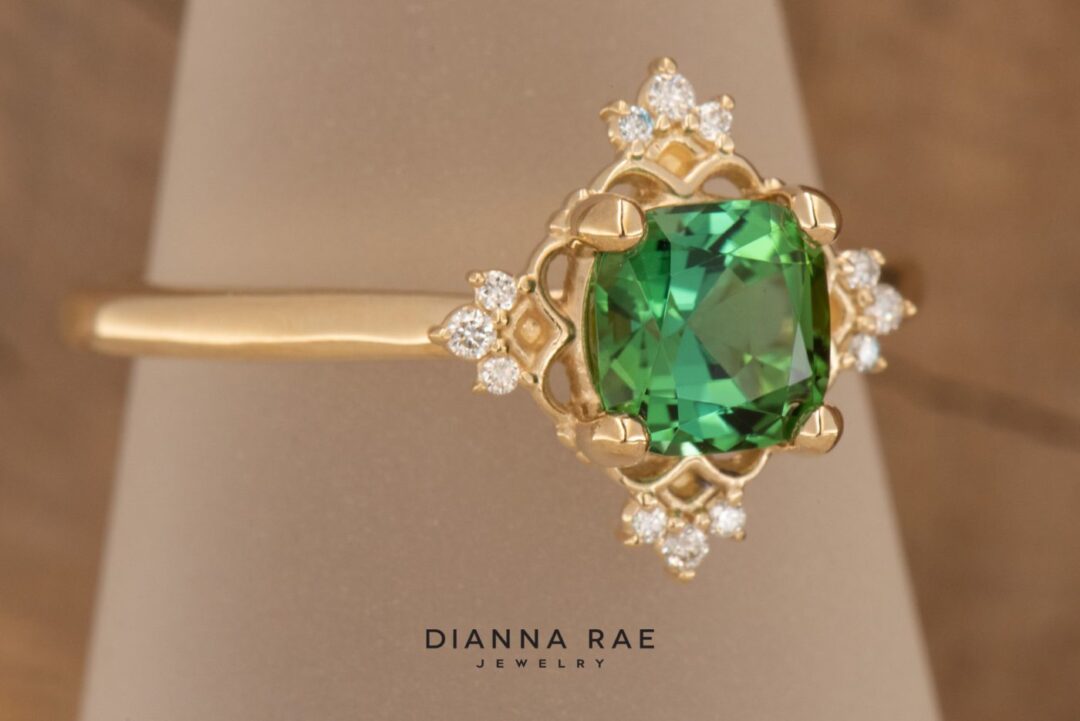 Yellow Gold Green Tourmaline Ring - Image 3
