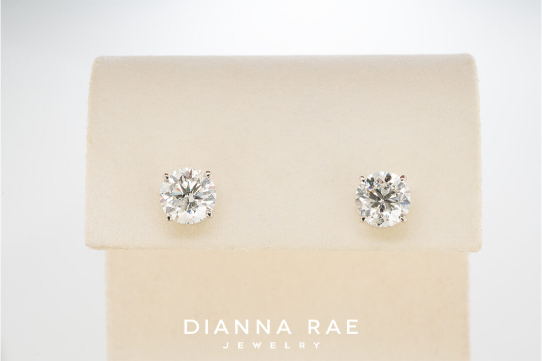 3.02Ct White Gold Diamond Studs