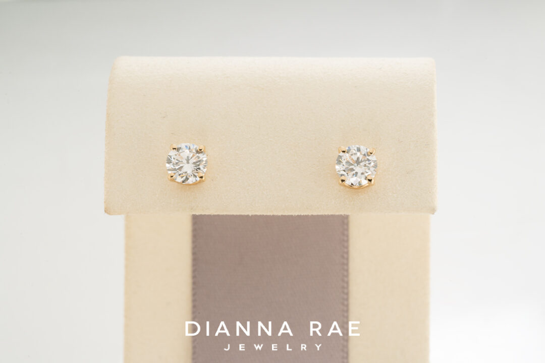 2.00Ct Lab-Grown Diamond Studs - Image 2