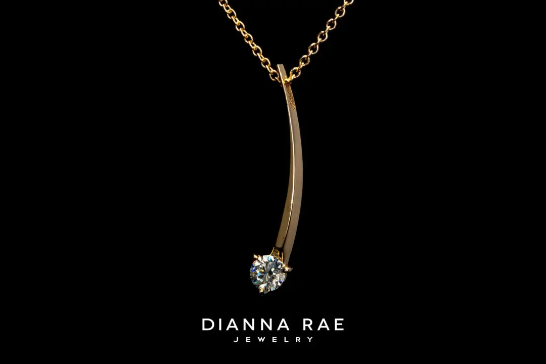 Yellow Gold Shooting Star Pendant