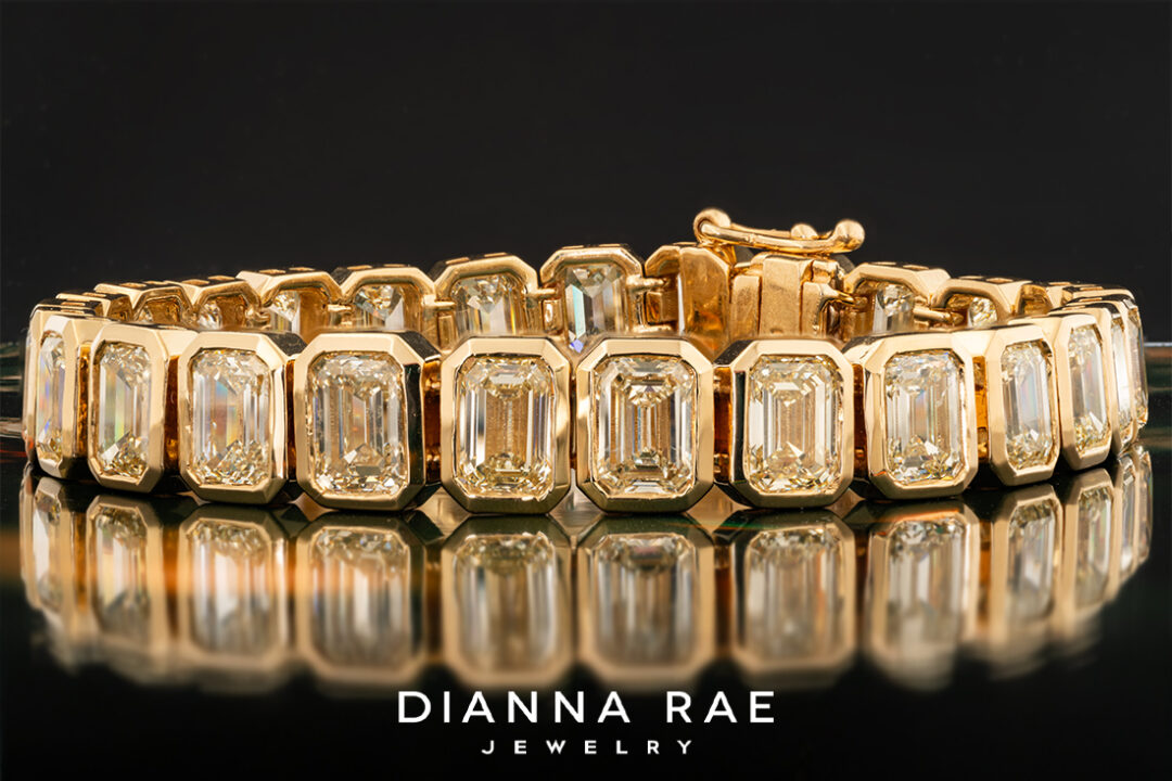 31 Carat Emerald-Cut Natural Yellow Diamond Bracelet - Image 3