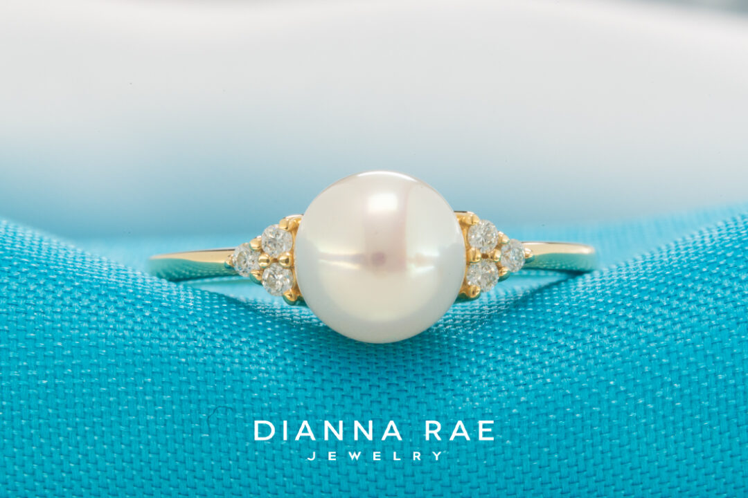 14k yellow gold Pearl ring with Diamond accents