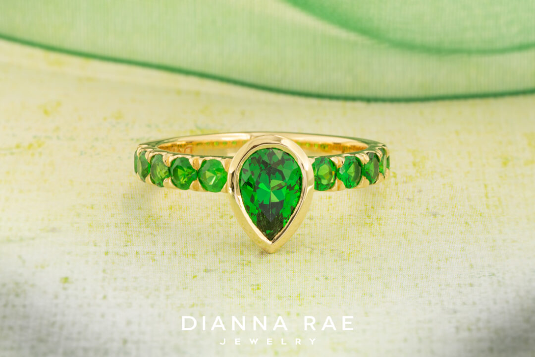 Tsavorite Garnet Ring - Image 3