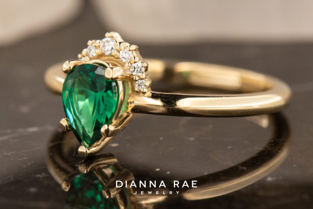 10K Yellow Gold Imitation Emerald and Lab Diamond Class Ring - Image 4
