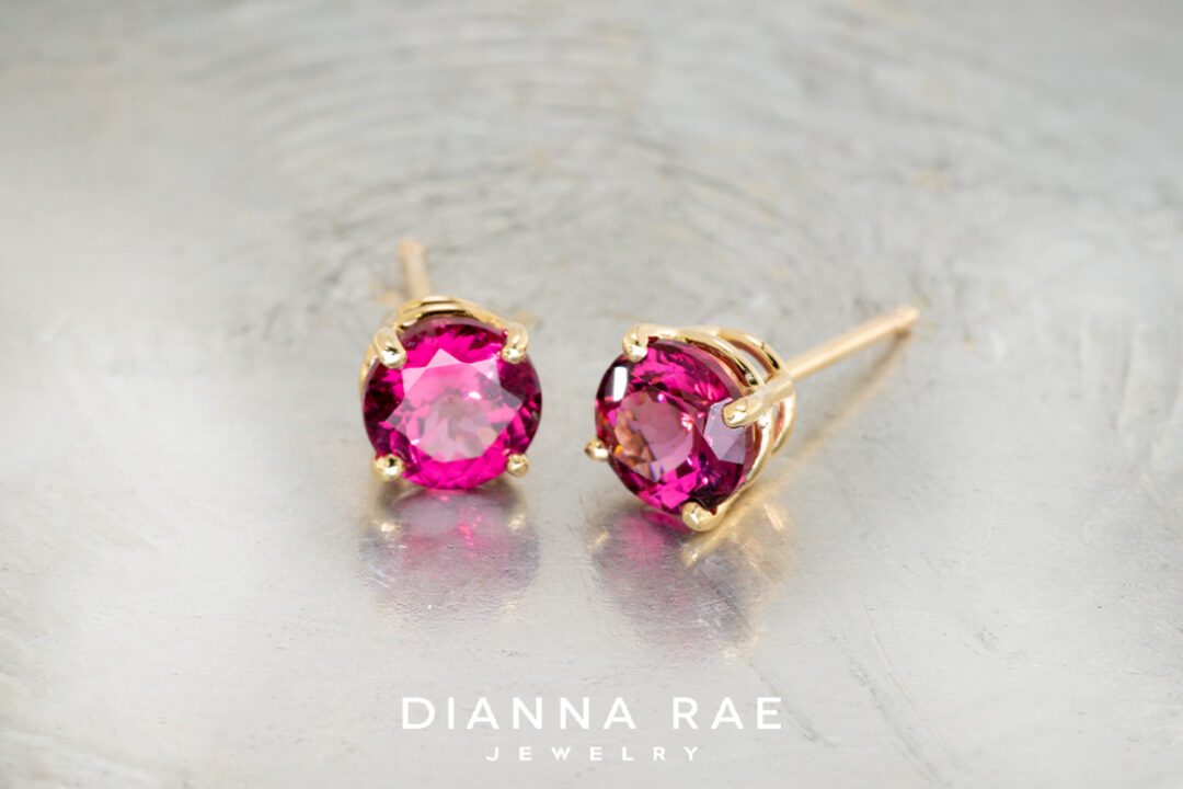 Umba Garnet Studs