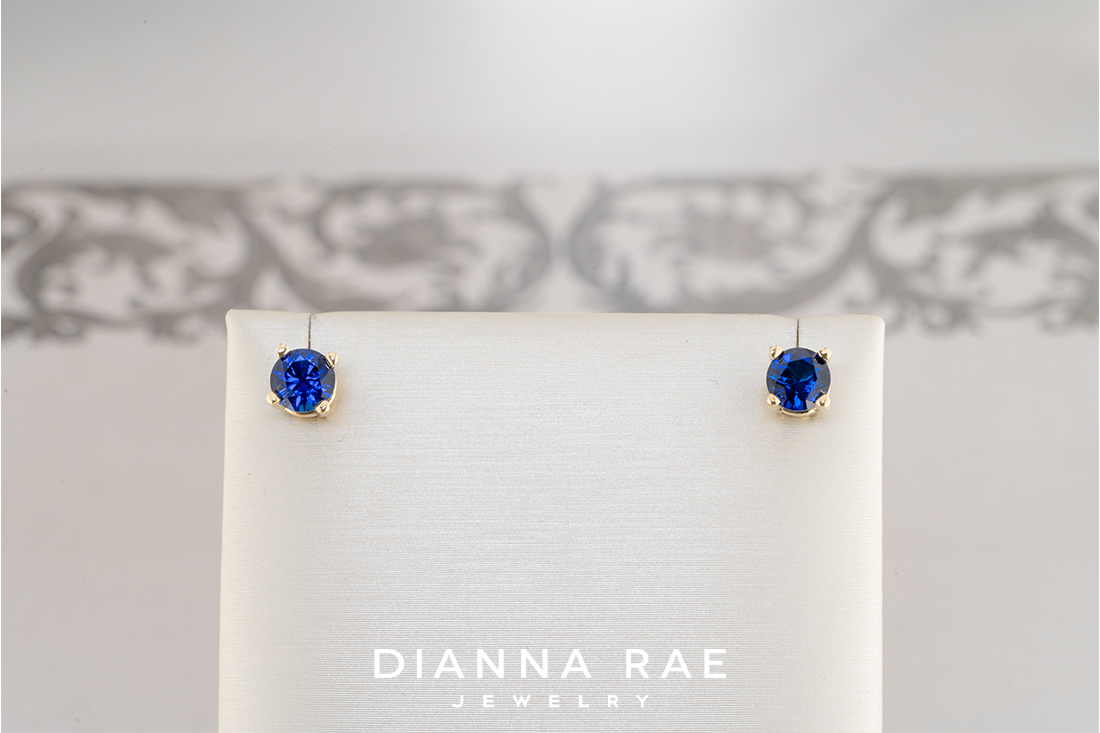 DIS Sapphire Studs