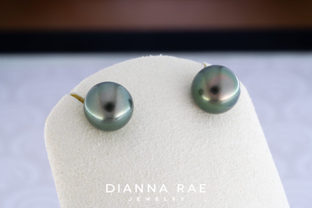 Yellow Gold 10mm Tahitian Pearl Studs