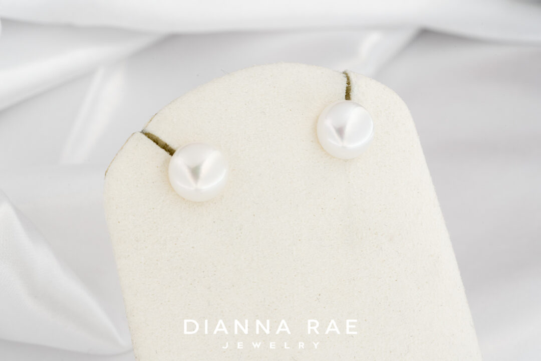 8mm Button Pearl Studs