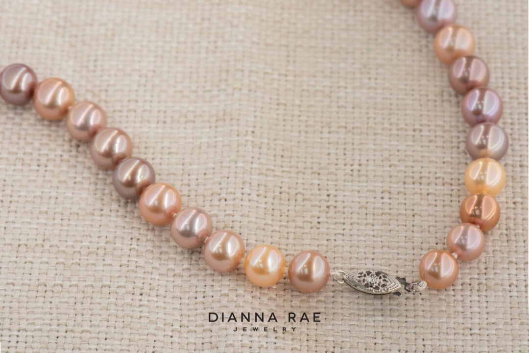 Graduated Variegated Pearl Pink Edison Strand - Image 2