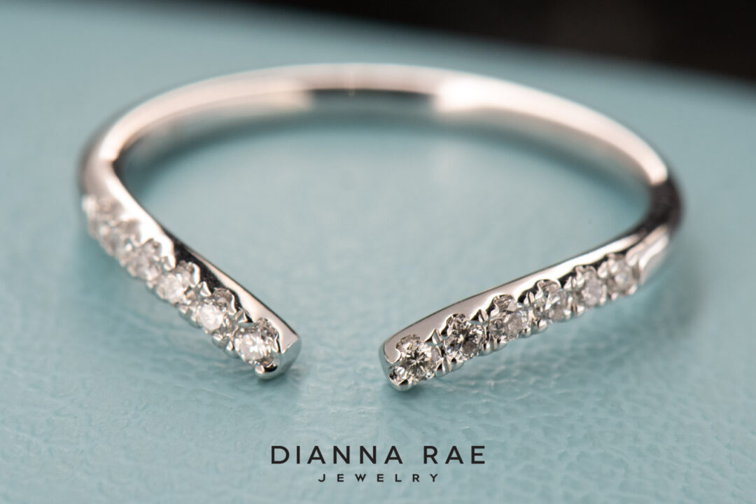14K White Gold Diamond Contour Band