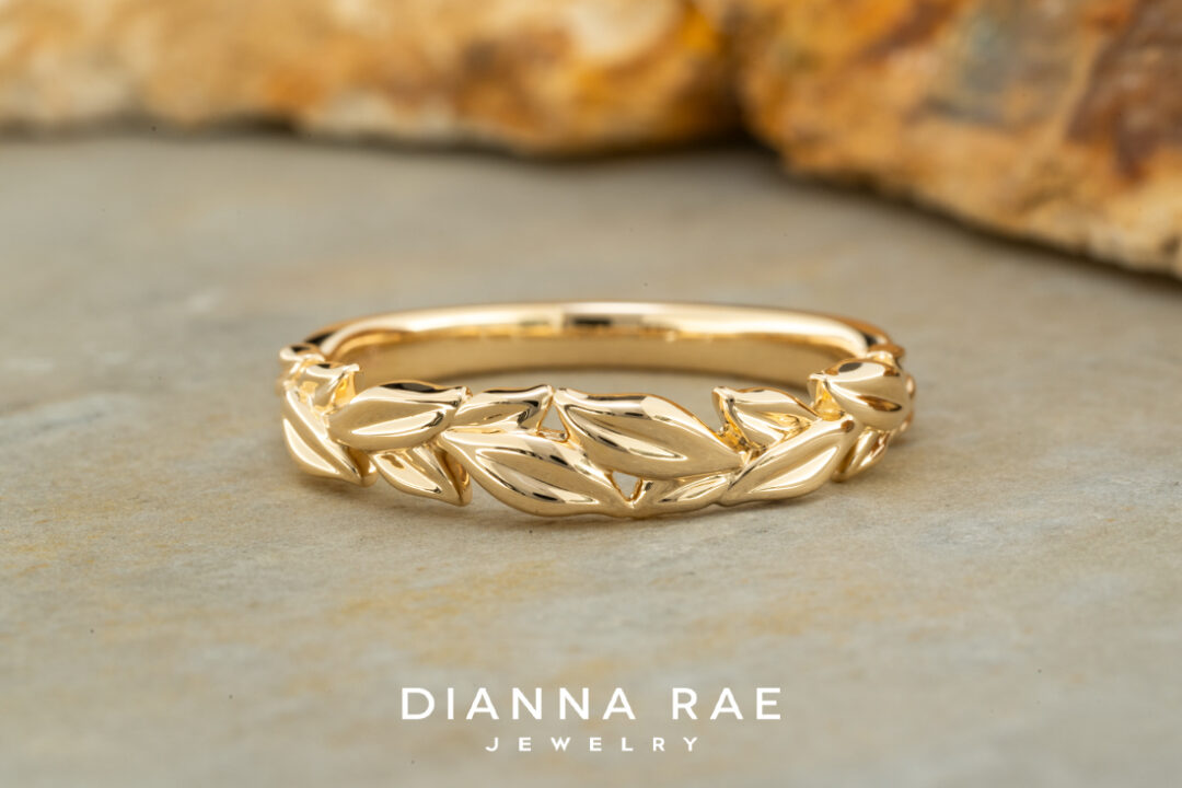 Lady's 14K Yellow Gold Wedding Band With Leaf Detail