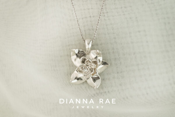 640 00770 - Sterling Silver Magnolia Pendant