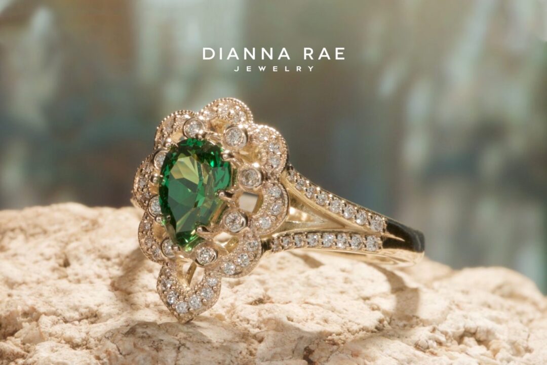 Yellow Gold Scalloped Pear Tsavorite Ring - Image 4
