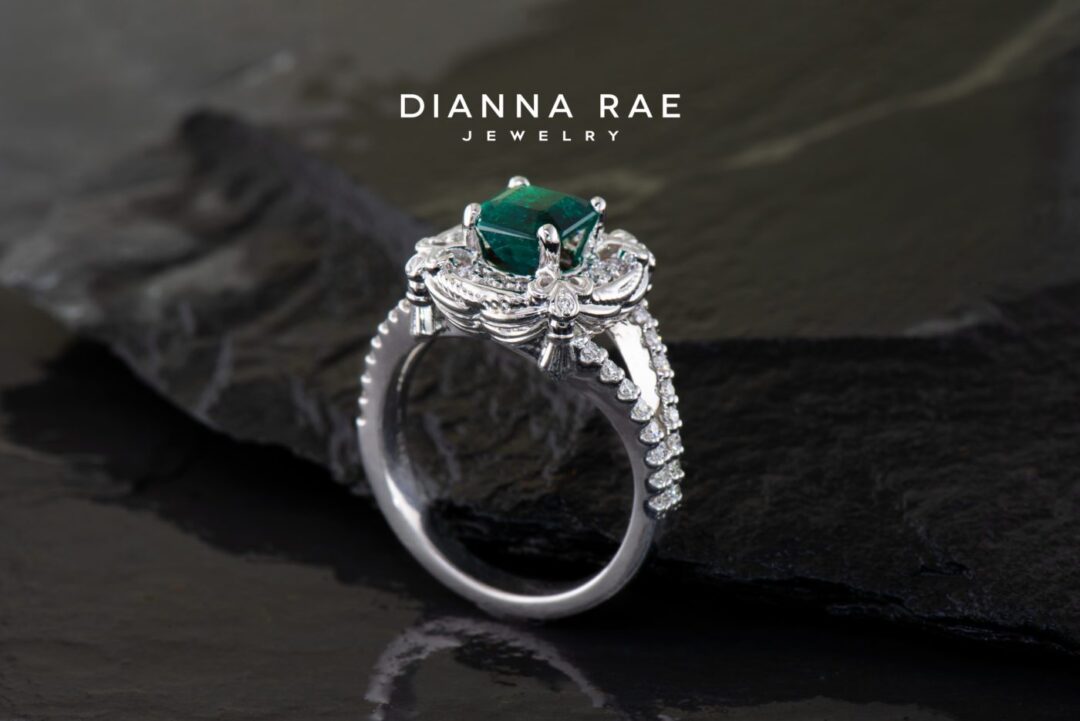 Saenger - White Gold Emerald Theatre Ring - Image 3
