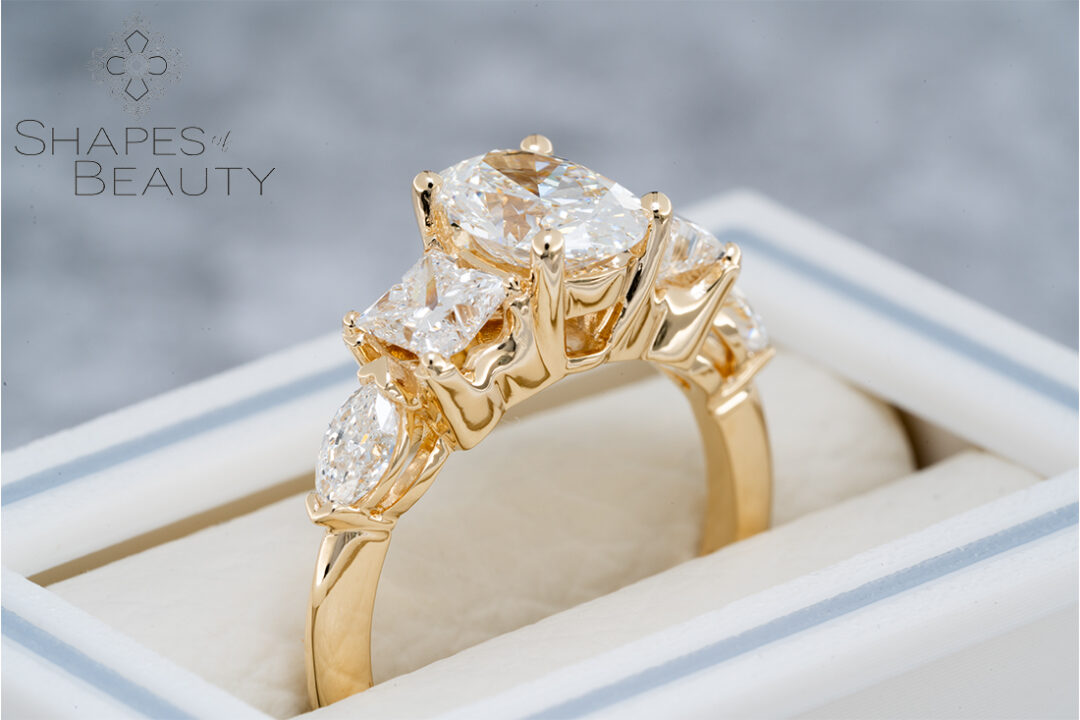 Meadow - 5 Stone Diamond Ring - Image 5