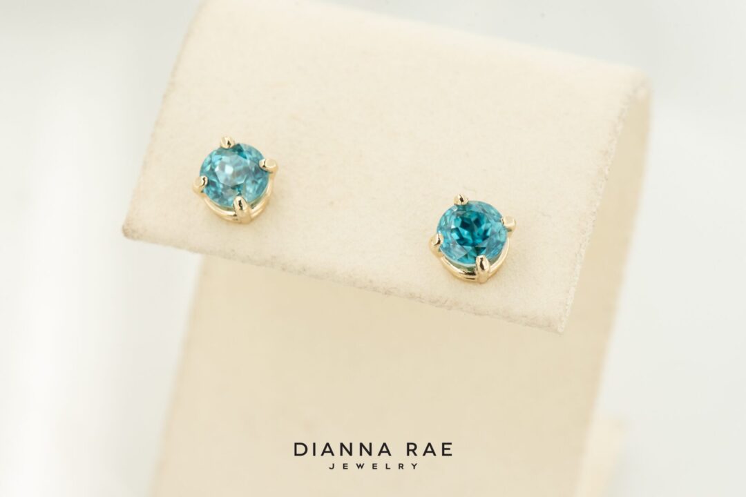 14k Yellow Gold 5.8mm Blue Zircon Stud Earrings - Image 2