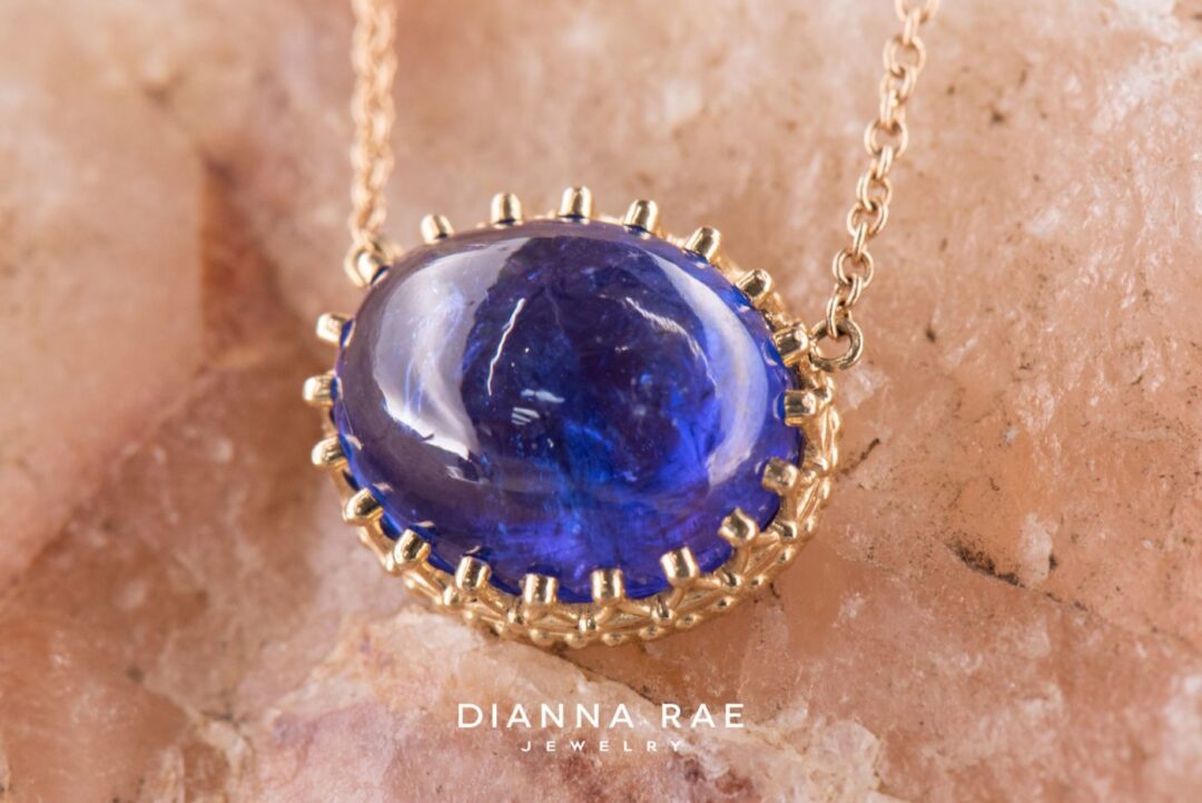 Yellow Gold Cabochon Tanzanite Necklace