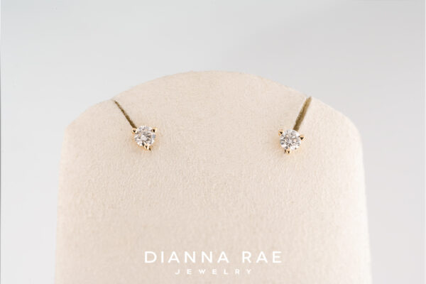 160 00342 YG 3 Prong Diamond Studs - 0.26 Carat Natural Diamond Studs Yellow Gold