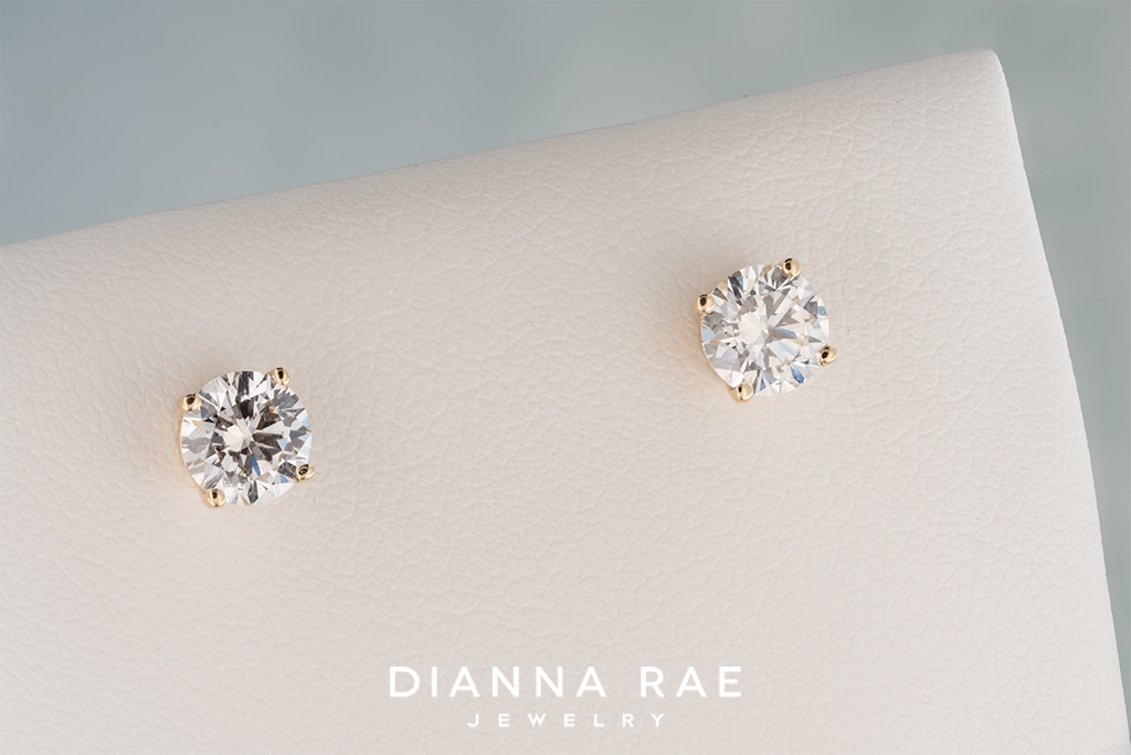 1.04 Carat Natural Diamond Studs