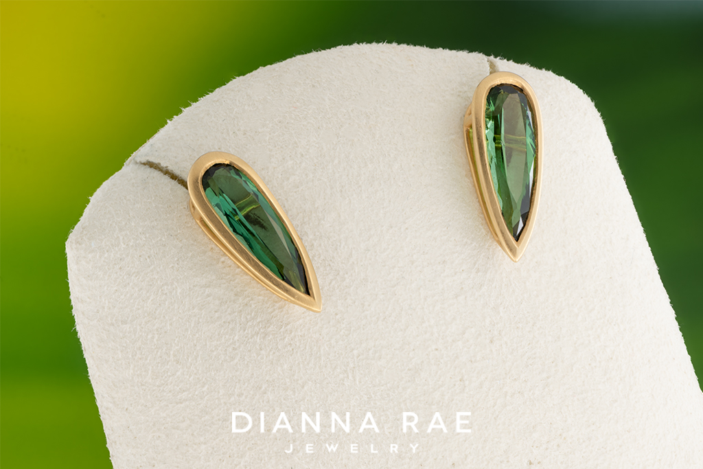 18K Yellow Gold Green Tourmaline Studs