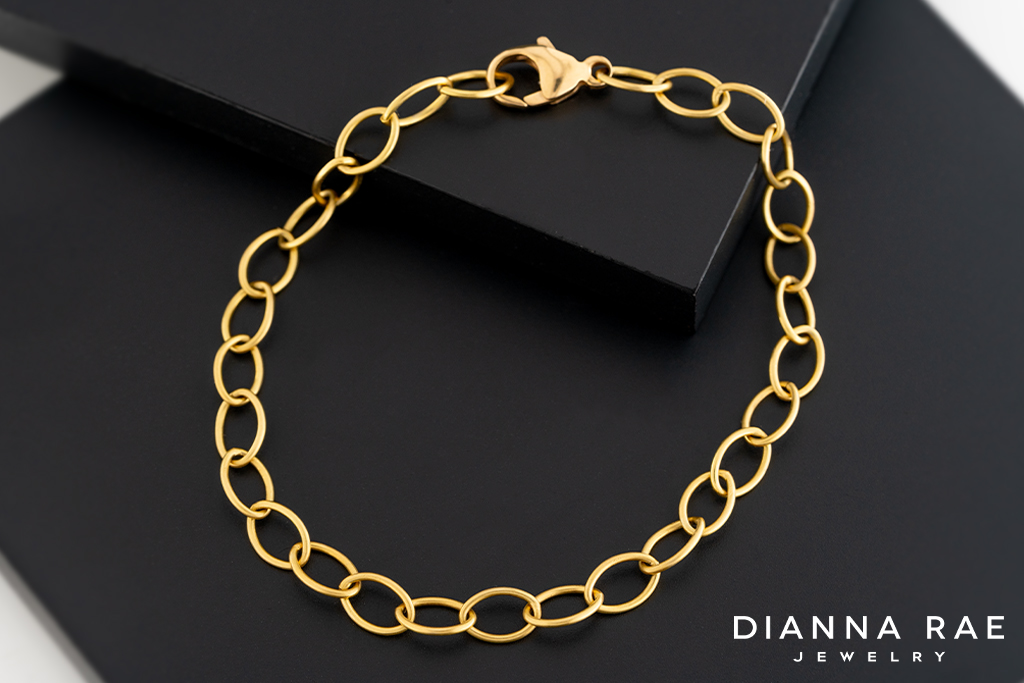 18K Yellow Gold Satin Oval Link Bracelet